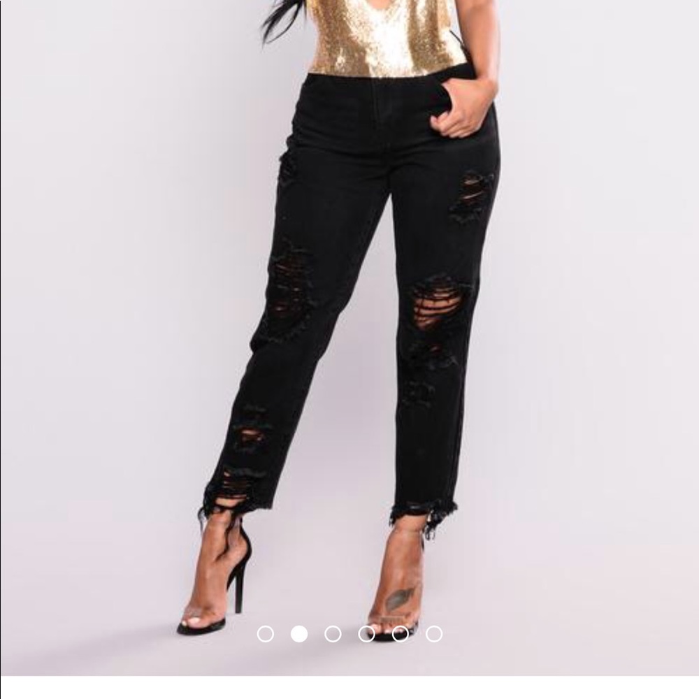 Fashion Nova boyfriend jeans